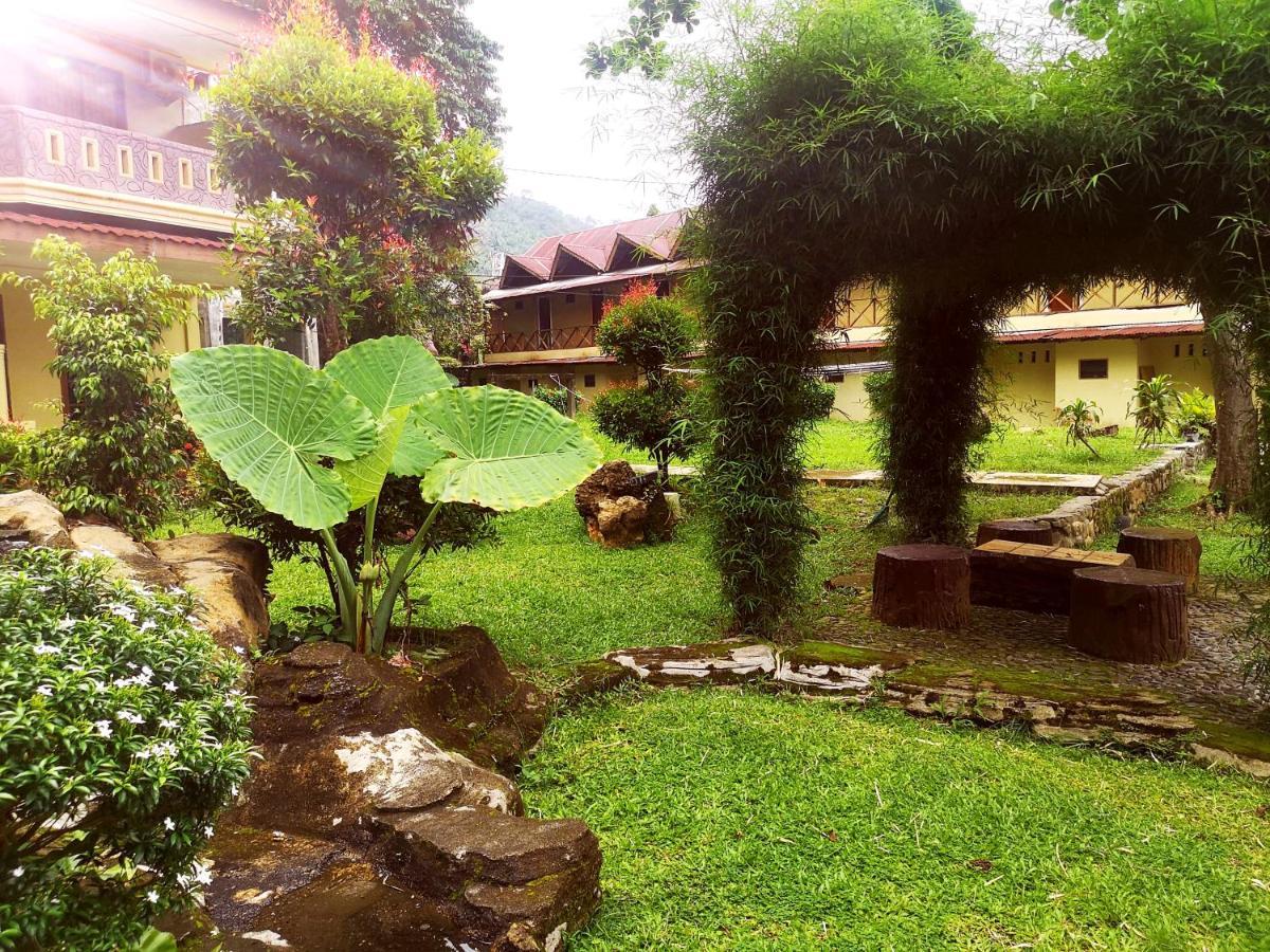 Wisma Leuser Sibayak Bukit Lawang Exterior photo